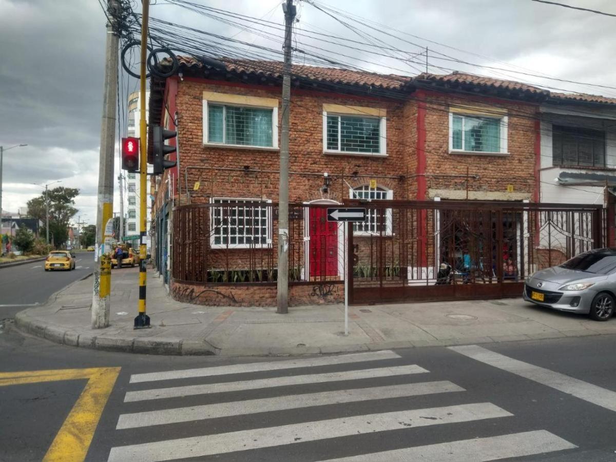 Hotel Apartasuite Casa Carolina *